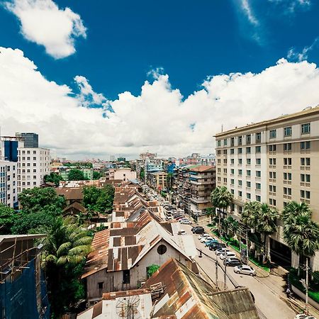 Hotel G Yangon Exteriör bild